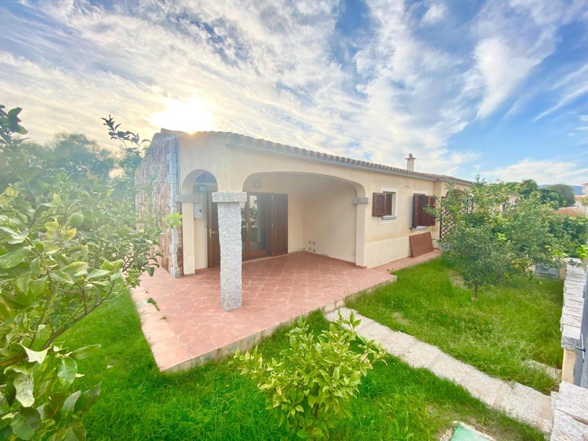 La Cinta Beach San Teodoro  Exterior foto
